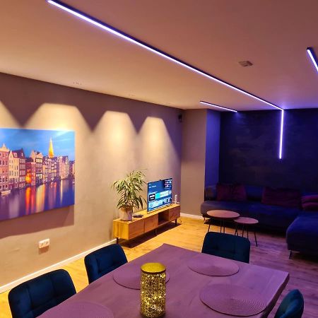 Moderne Ferienwohnung Mit Aussicht باد اوينهاوسن المظهر الخارجي الصورة