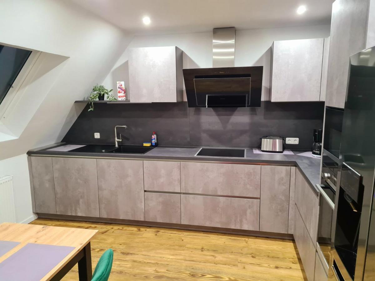 Moderne Ferienwohnung Mit Aussicht باد اوينهاوسن المظهر الخارجي الصورة