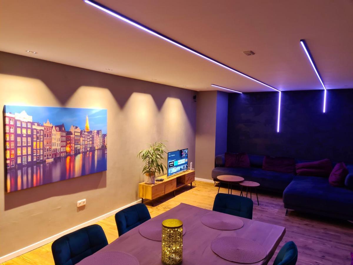 Moderne Ferienwohnung Mit Aussicht باد اوينهاوسن المظهر الخارجي الصورة