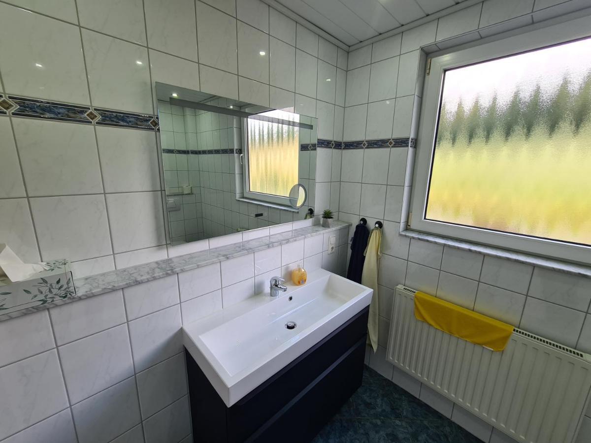 Moderne Ferienwohnung Mit Aussicht باد اوينهاوسن المظهر الخارجي الصورة